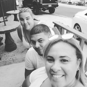 Meet your Posher, Laurie